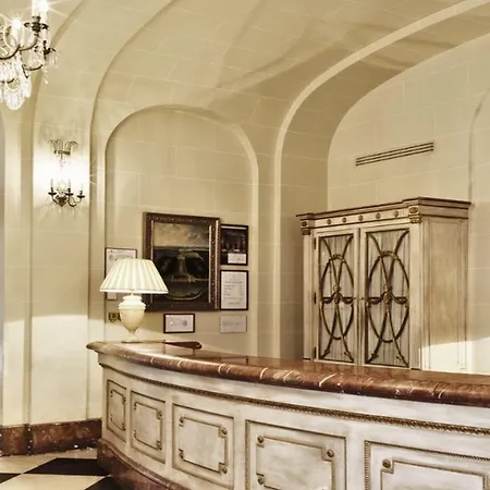 Hotel M Social 4*