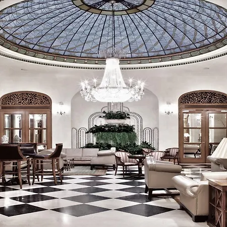 M Social Hotel 4*