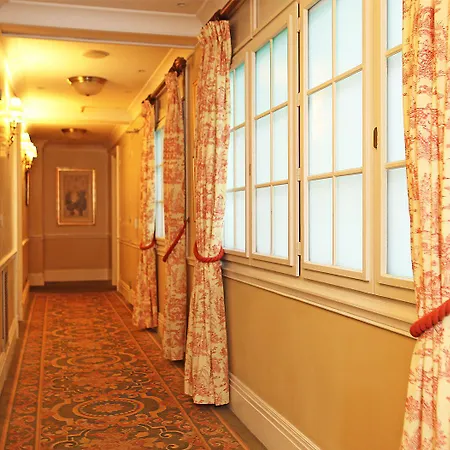 M Social Hotel